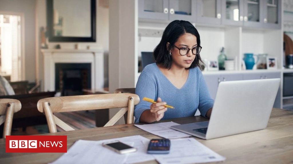 UK employment rate at record high before lockdown
