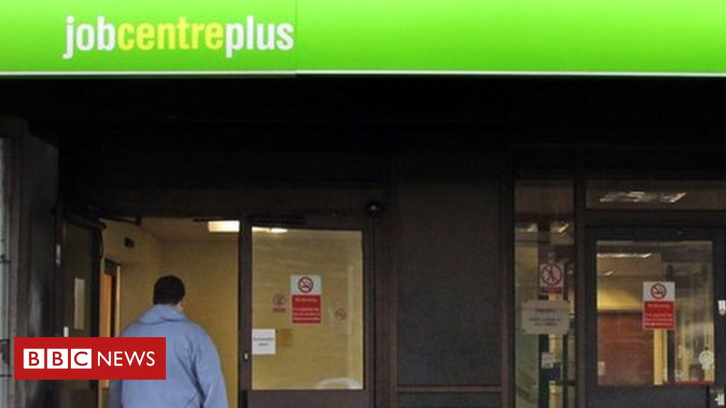 Coronavirus: Nearly a million universal credit claims in past two weeks