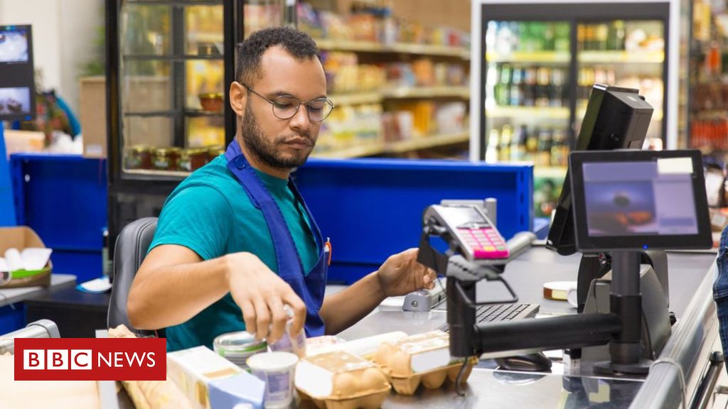Young and low-paid to be among worst hit in lockdown says study