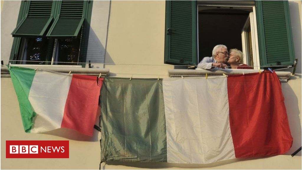 Coronavirus: World economy 'may face double recession'