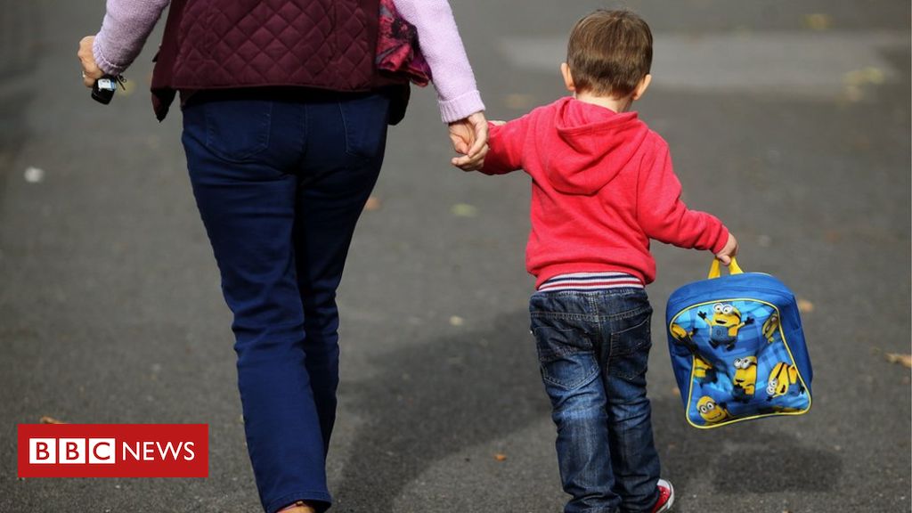 German stimulus package hands families €300 for each child