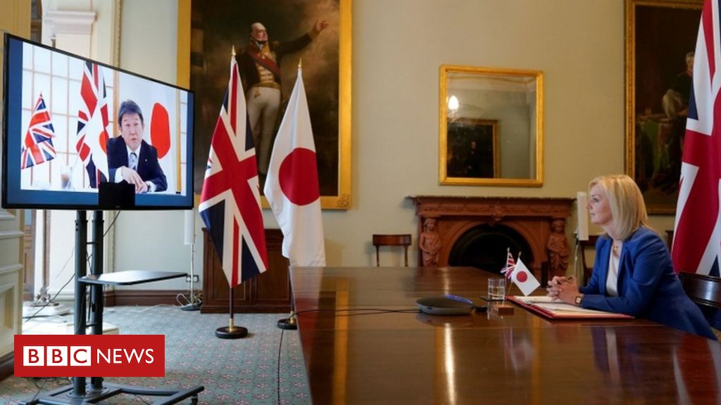 UK signs first major post-Brexit trade deal with Japan
