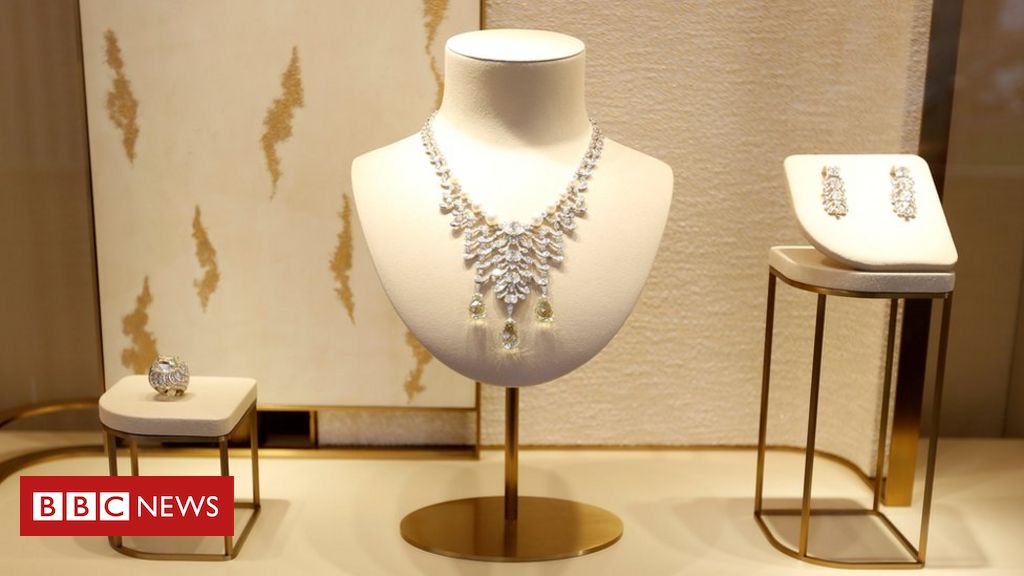 Singles Day: Luxury brands jump on China's mega shopping event